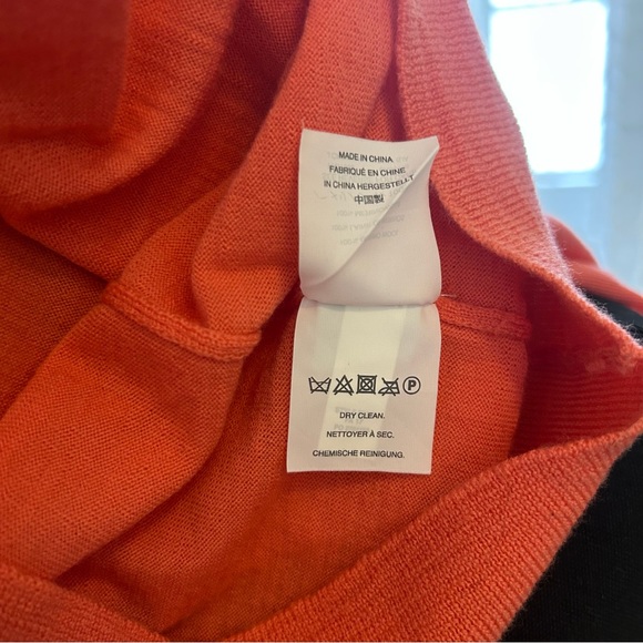 J. Crew Women's 100% Merino Wool Coral Sweater. Size M - Picture 7 of 9